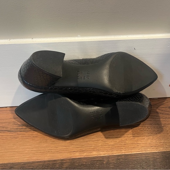 Naturalizer Women's Mali Pointed Toe Pump; Size 7 - Picture 6 of 8